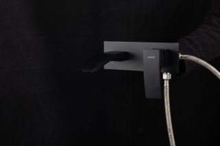 Встраиваемый смеситель для раковины Gappo G1007-26 чёрный