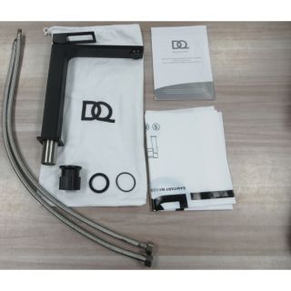 Смеситель для раковины DQ высокий Dortmund черный (DA1712005)